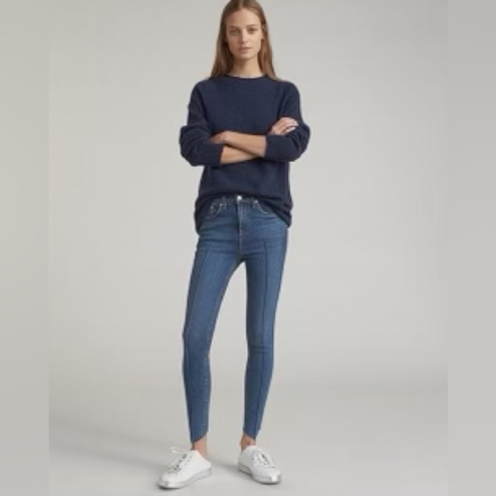 Rag & bone jeans brand new, soft, stretchy, stylish dark wash jeans, high rise